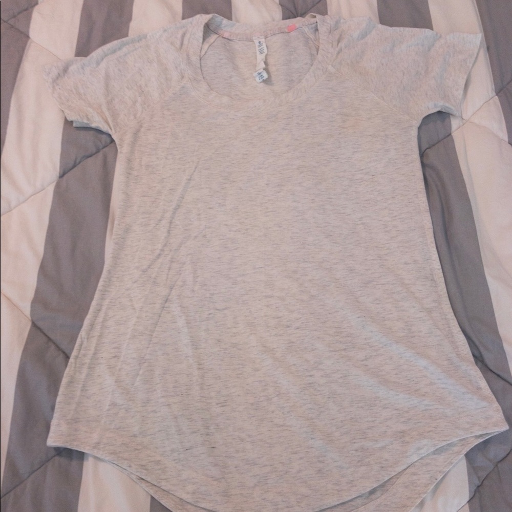 Lululemon Scoop Neck T-Shirt